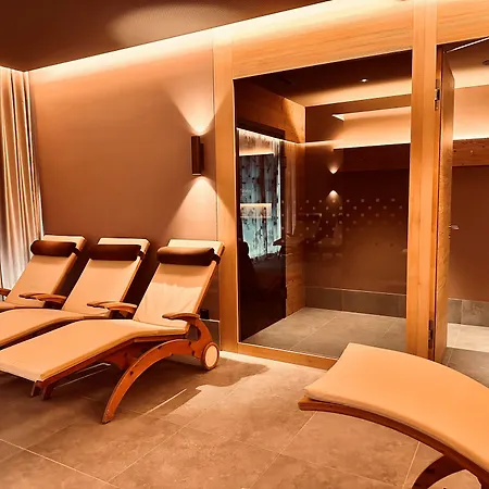 Hotel Artos 3*