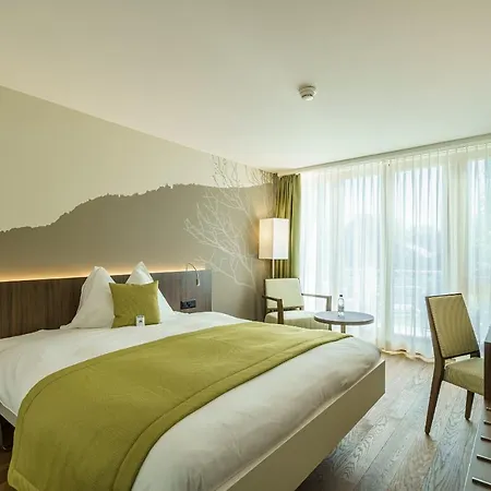 Artos Hotel 3*