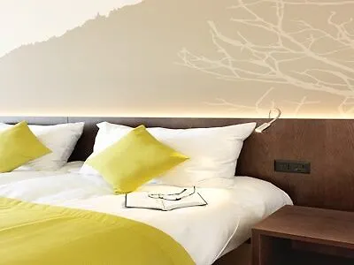 Artos Hotel 3*